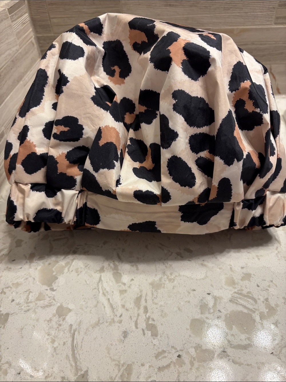 Kitsch - Leopard Print Satin Shower Cap